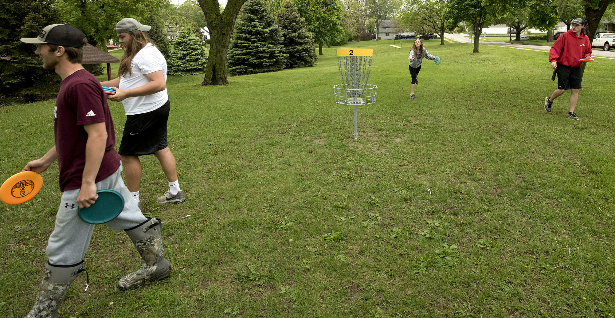 Morningside May term disk golf class